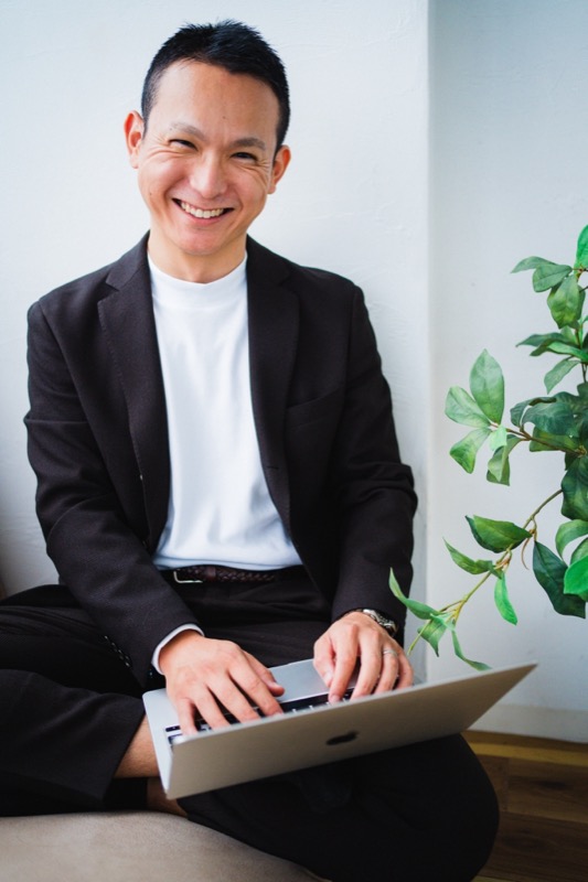 代表 敷島真也